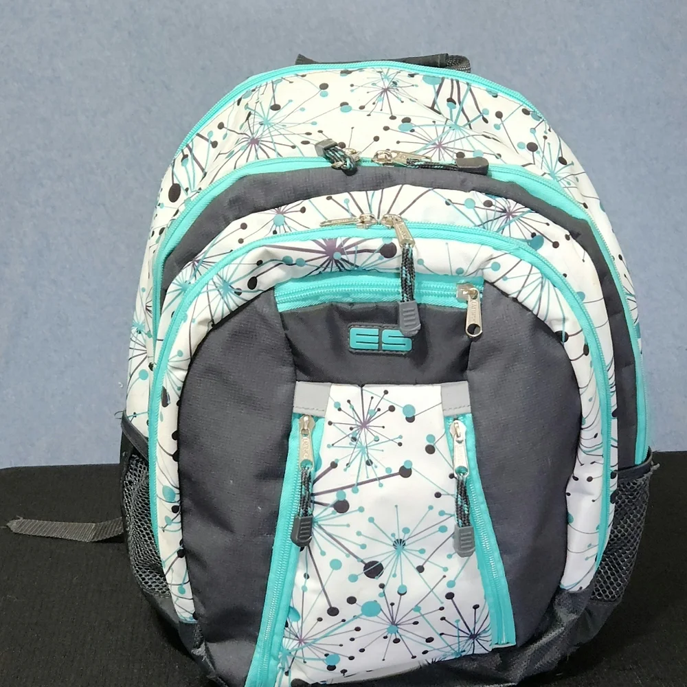 ES firework backpack - Picture 1 of 9